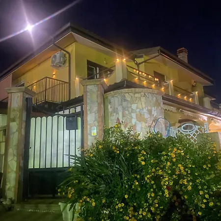 Mimosa- Per Le Vacanze Vicino A Tropea Appartement