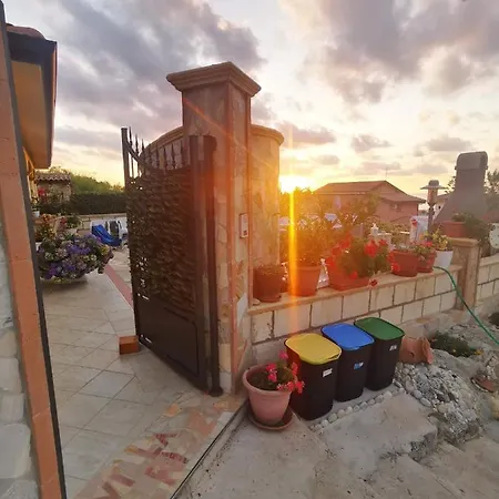 Апартаменты Mimosa- Per Le Vacanze Vicino A Tropea