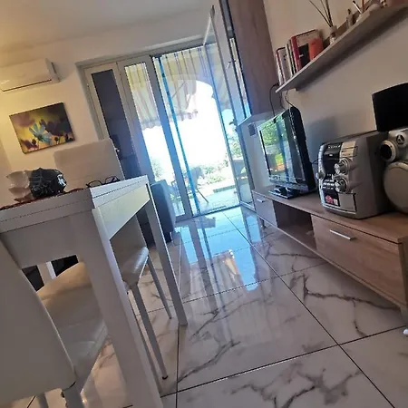 Mimosa- Per Le Vacanze Vicino A Tropea *